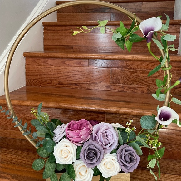 hoop artificial flower centerpiece - Picture 1 of 4